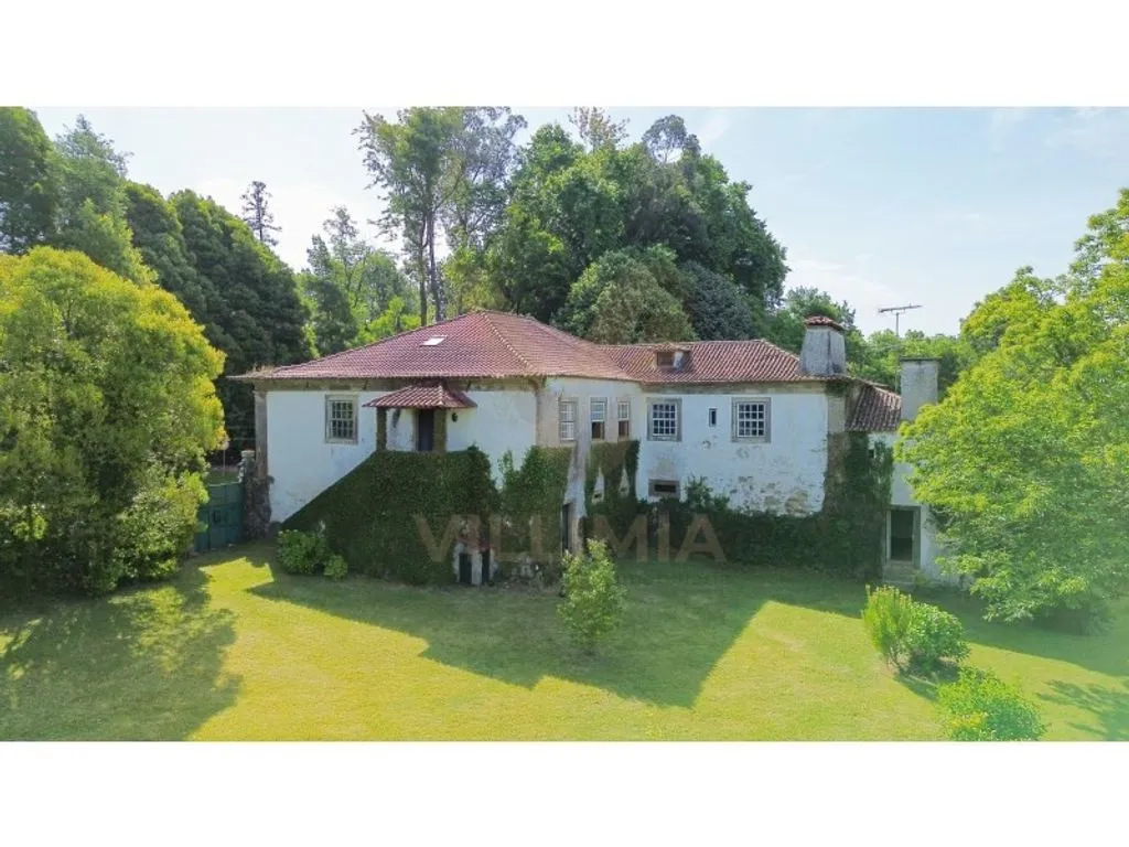 Õhuvaade - Historic House with Pool in Ponte de Lima