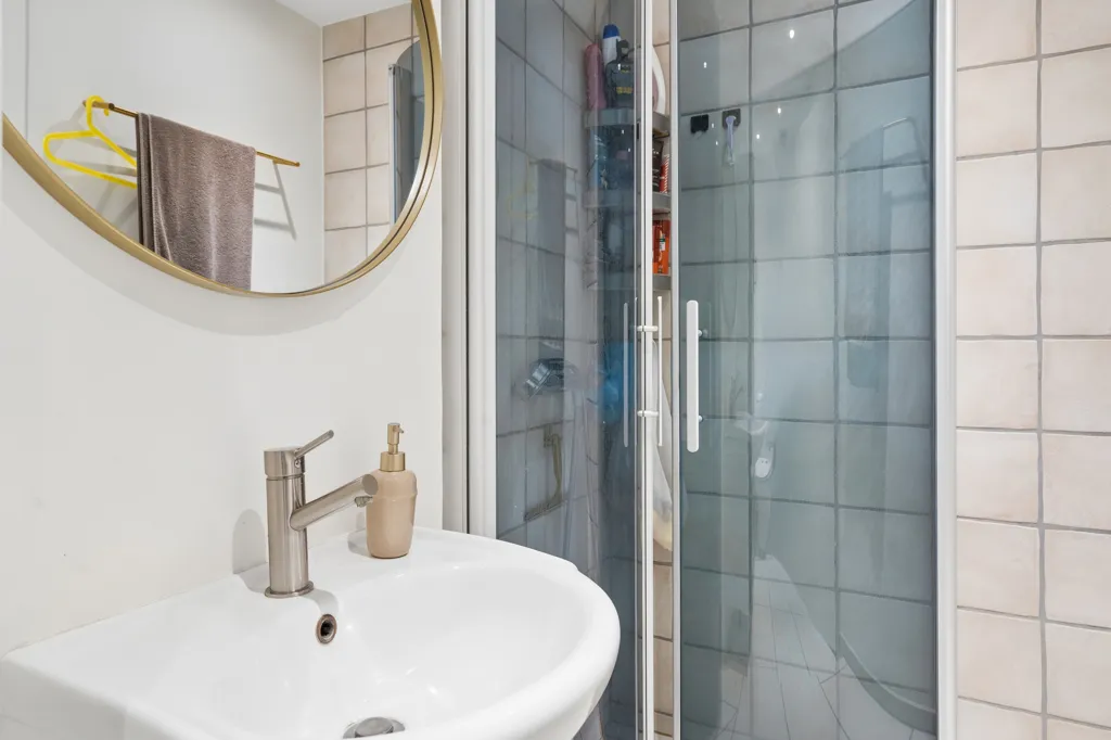 Vannitoad - Apartment with Functional Layout in Randers NØ