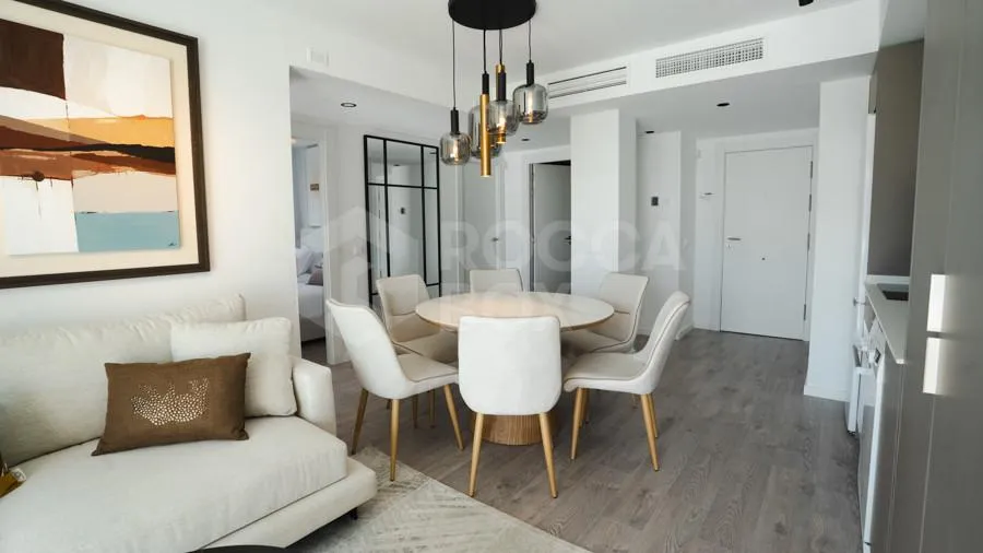 Söögituba - 3-Bedroom Apartment with Sea View in Fuengirola