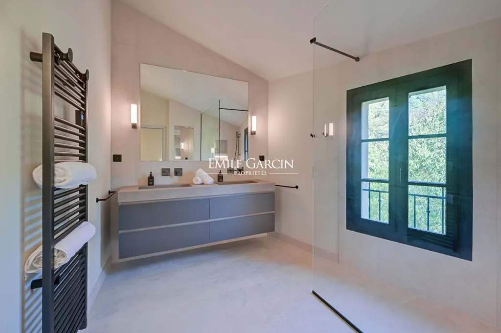 Vannitoad - Luxury Villa with Pool in Cotignac