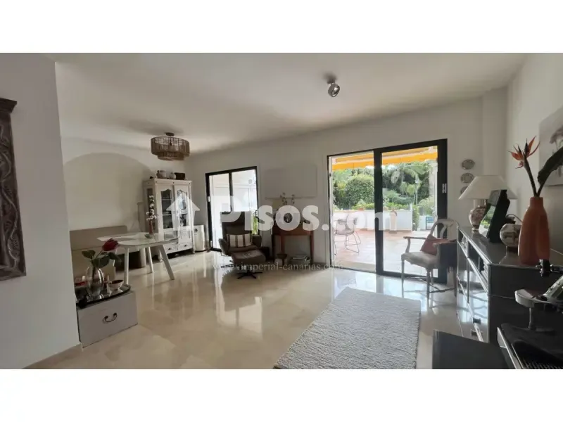 Living Room - Modernised Flat with Pool in La Paz