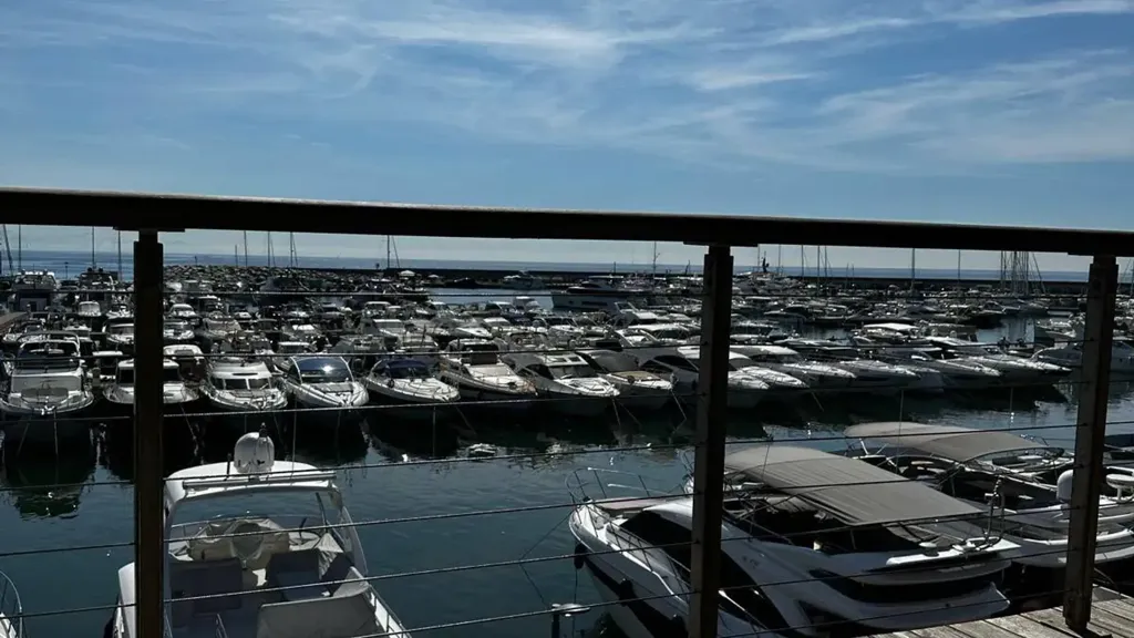 Terrazza - Seafront Studio with Terrace in Varazze