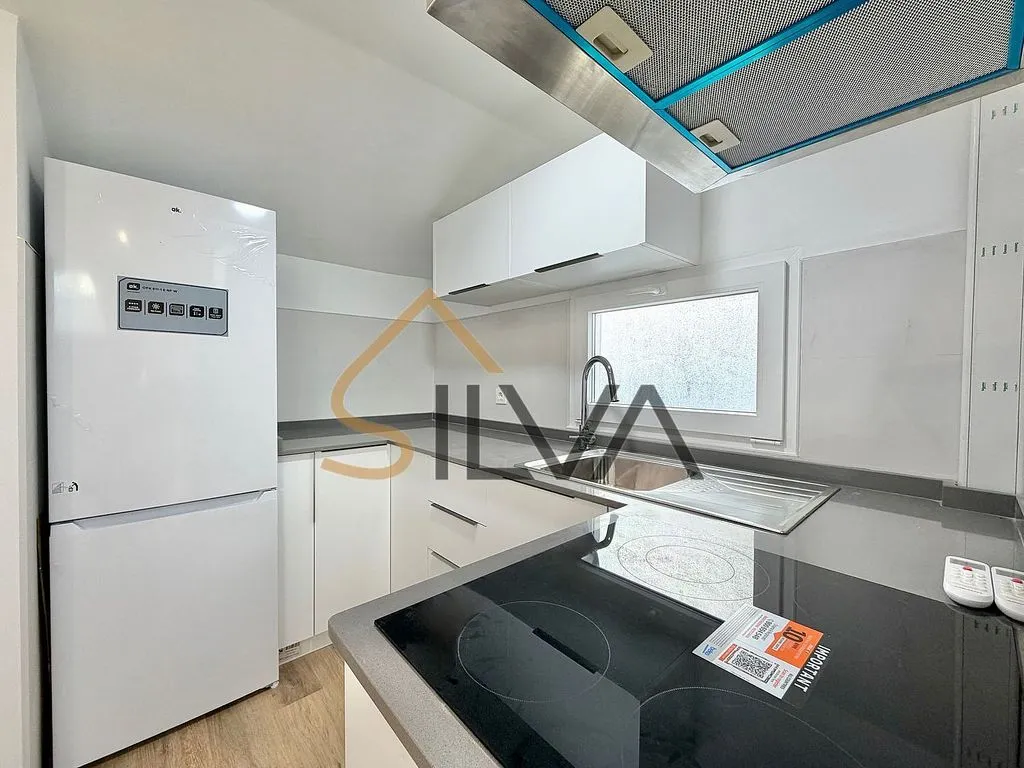 Cucina - Fully Renovated Loft with Balcony in Lugo