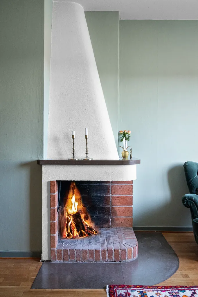 Elutuba - Charming 2nd Floor Flat with South-Facing Balcony in Uppsala