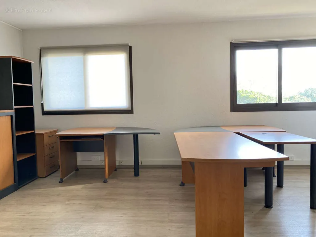 Kabinet - Modern Office Space near Perpignan Centre