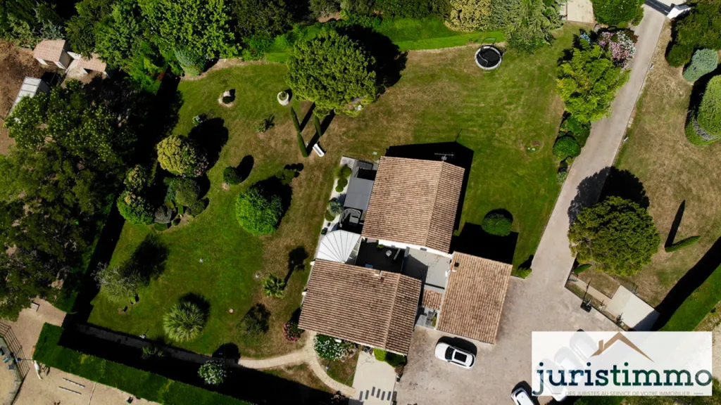 Vue aérienne - Villa avec Véranda et Jardin à Piolenc