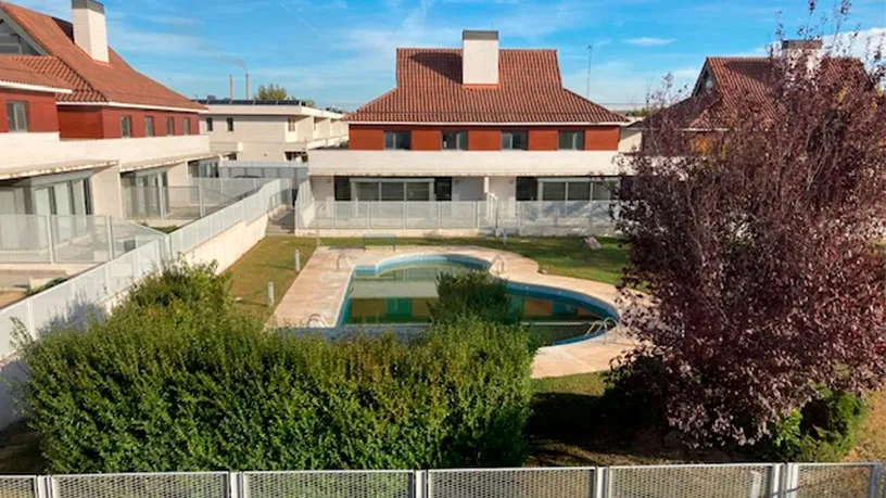 Maison 4 chambres à Cuarte De Huerva