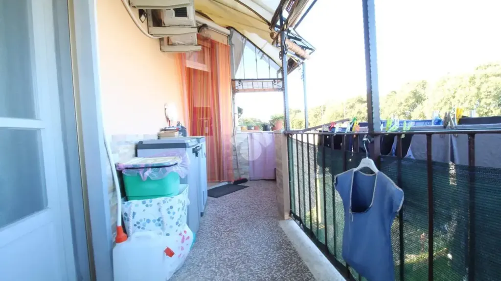 Balcone - Apartment with Balcony in Suzzara