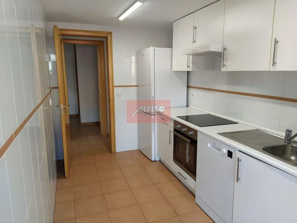 Cucina - Modern Flat with Garage in Urbanisation