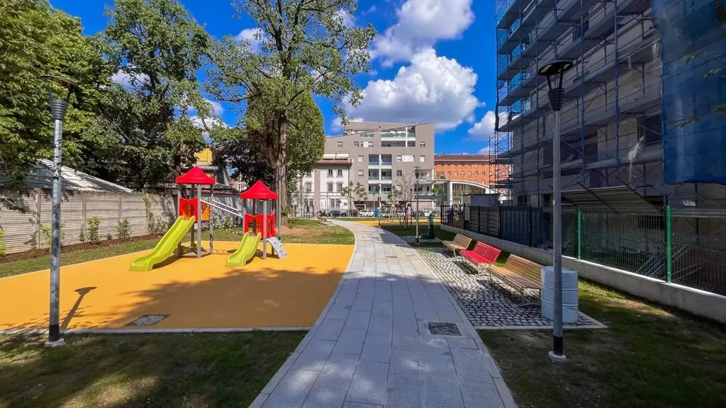 Aed - Modern Triplex with Terrace in Milan