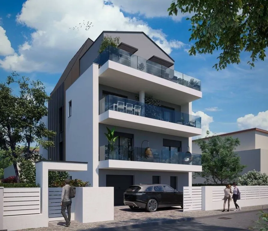 Luxury Apartment with Balcony in Modena