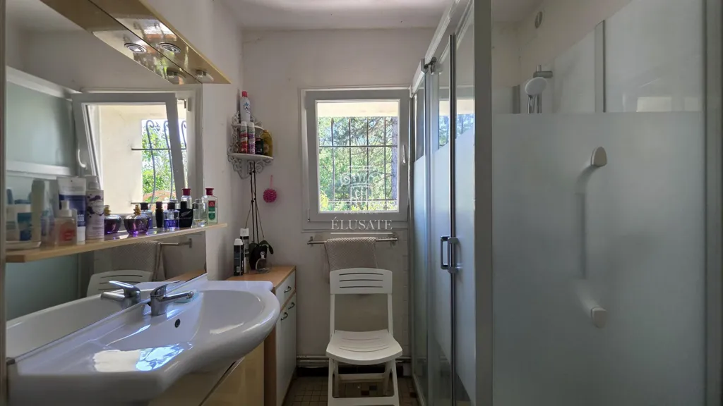 Salles de bain - Maison en Pierre avec Jardin en Campagne près de Montréal