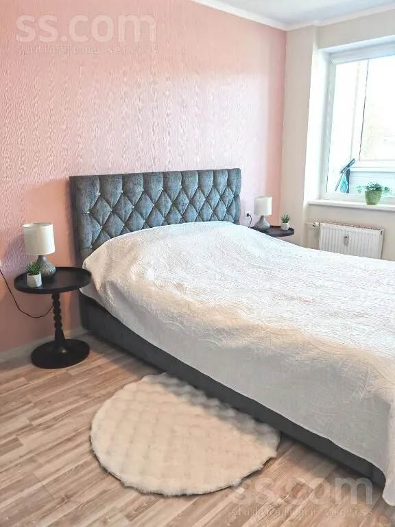 Magamistoad - Sunlit Apartment with Sea View in Liepāja