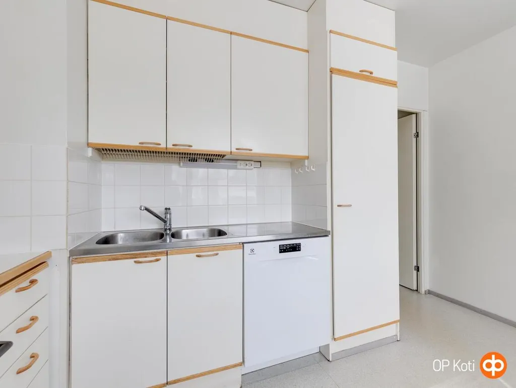 Köök - Apartment with Balcony in Lehtikangas