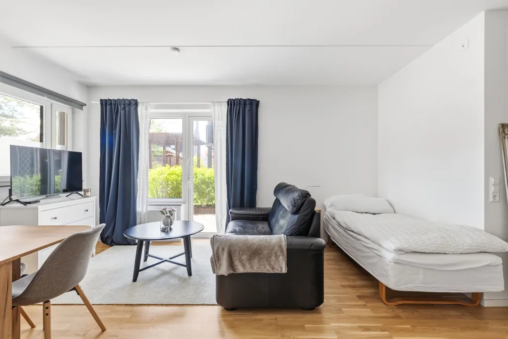 Soggiorno - Modern Studio with Balcony in Jönköping