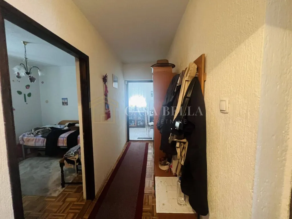 Esik - Detached Bungalow with Sea View in Senj