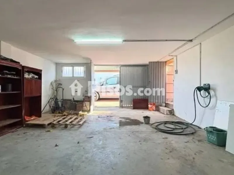 Garage - Semi-detached House with Pool in Loja