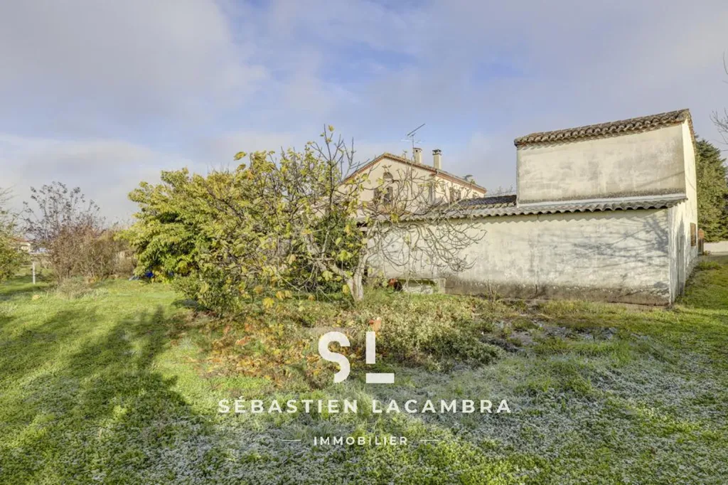Jardin - Maison de Caractère avec Terrain à Bâtir à Puygouzon
