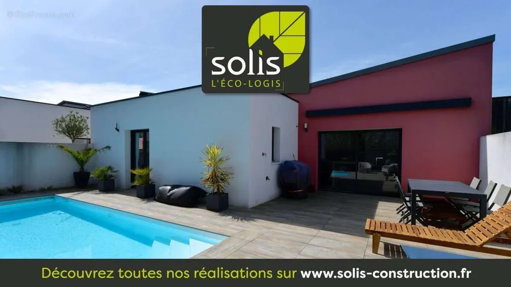 Piscine - Terrain à Bâtir en Lotissement à Andilly