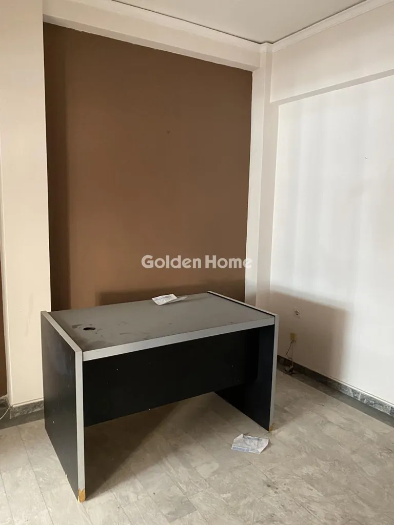 Kabinet - Office Space with High Ceilings in Kallithea