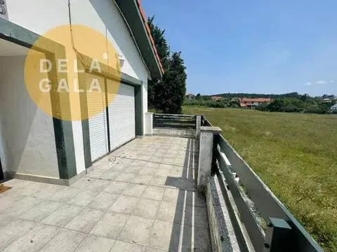 Terrass - Chalet with Extensive Land in Getxo
