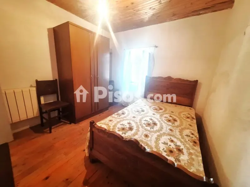 Maison 2 chambres à ES
