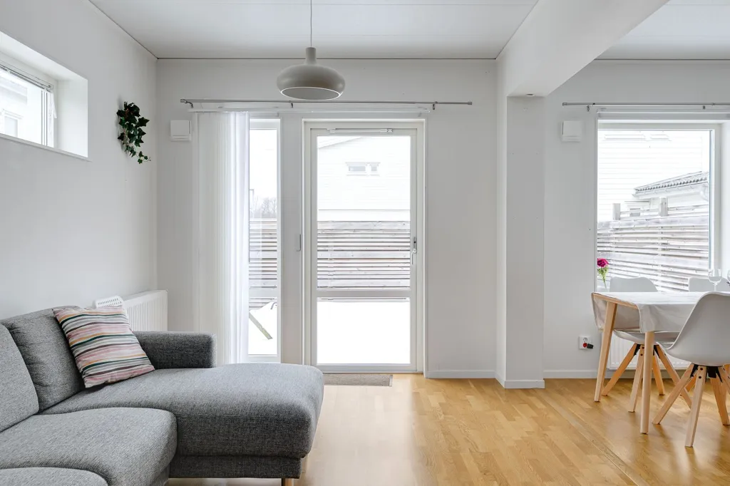 Living Room - Bostadsrättsparhus with Garden in Burlöv