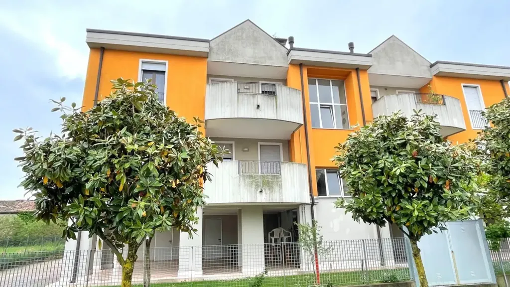 Exterior - Twin-Unit with South-Facing Terrace in Brugine