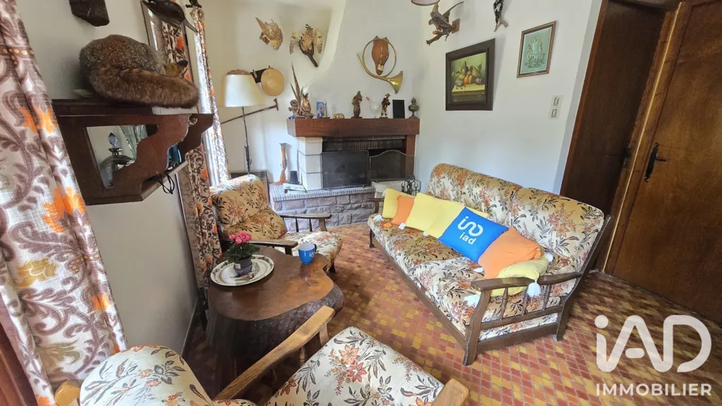 Séjour - Maison de campagne avec jardin à Beaubray