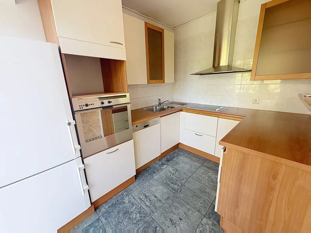 Köök - Two-Bedroom Flat with Terraces in Dilbeek