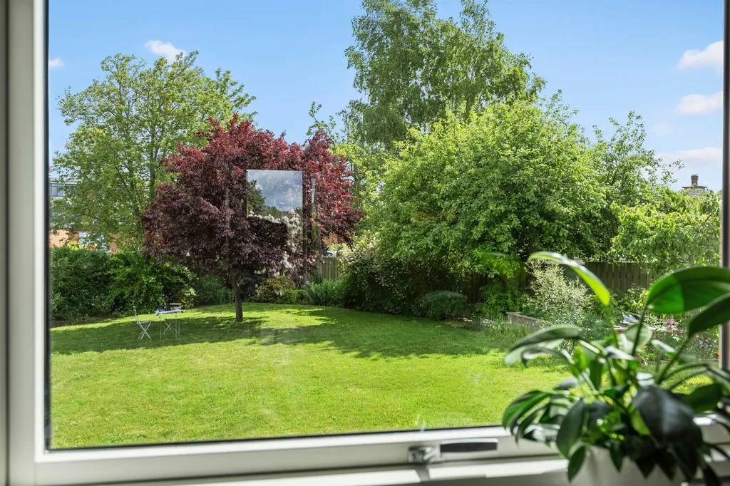 Jardin - Detached Villa with Garden in Brøndby