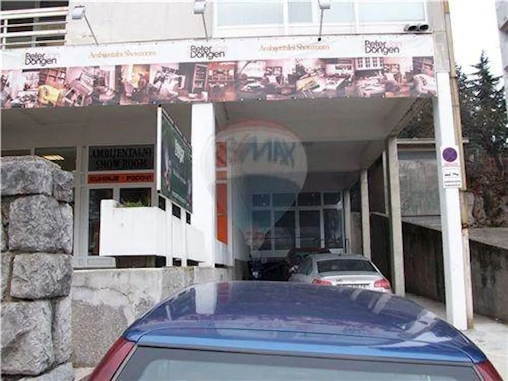 Esterno - Commercial Space with Loading Bay in Rijeka