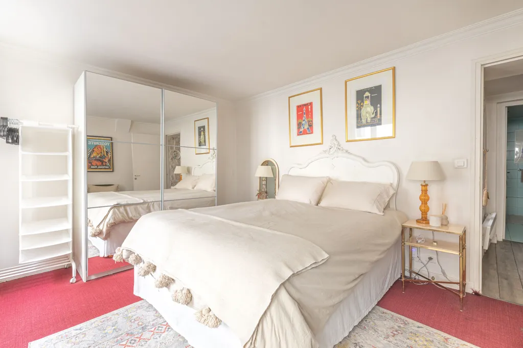 Magamistoad - Apartment with Ascender in Paris 3e