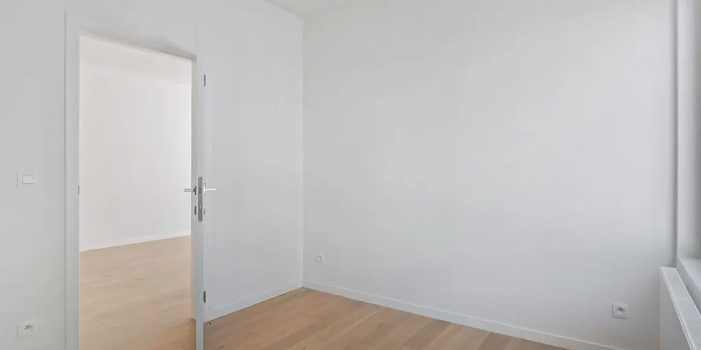 Pièces - Appartement Rénové avec Garage à Lier