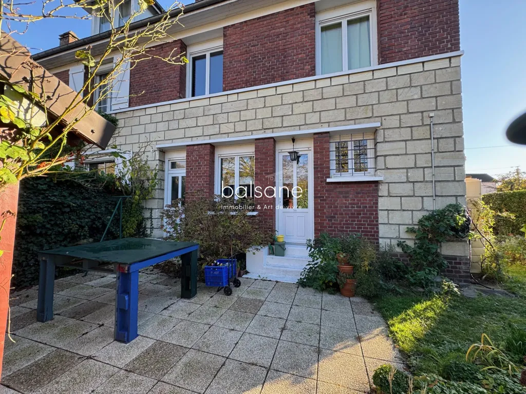 Jardin - Maison Ancienne avec Terrasses et Jardin à Balsane