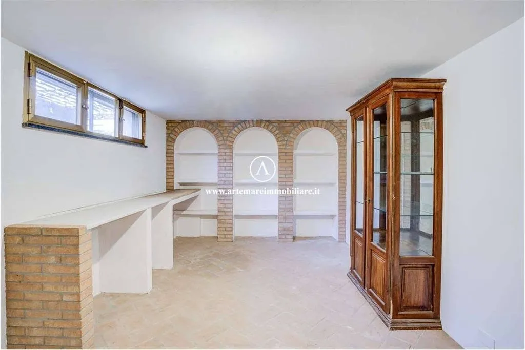 Toad - Villa with Private Garden in Camaiore
