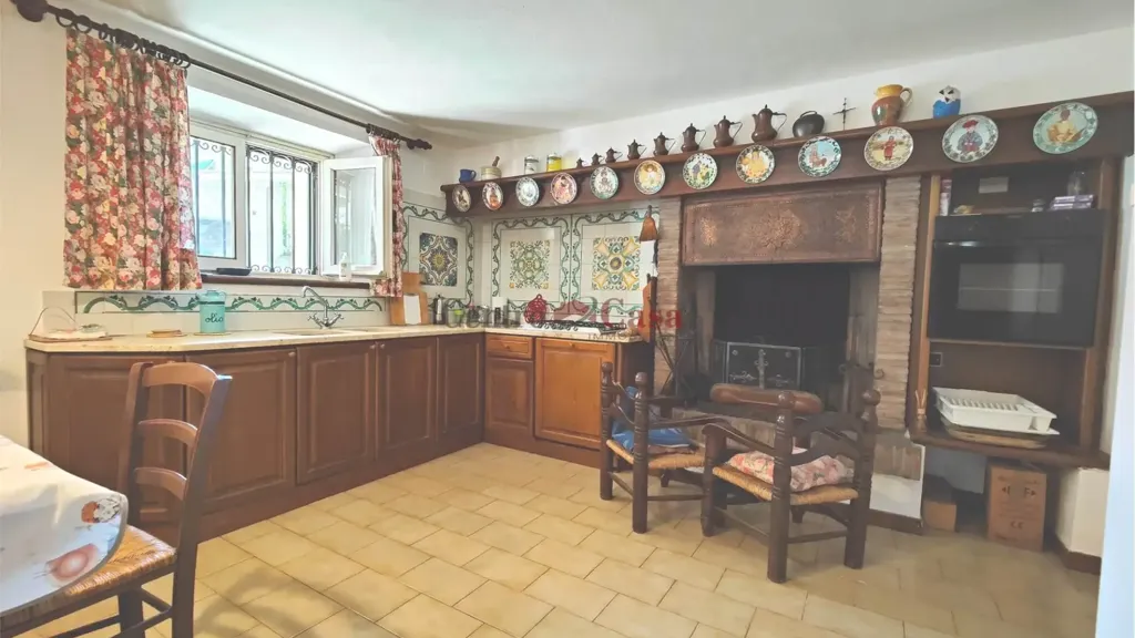 Cuisine - Historic Villa with Private Garden in Lucca