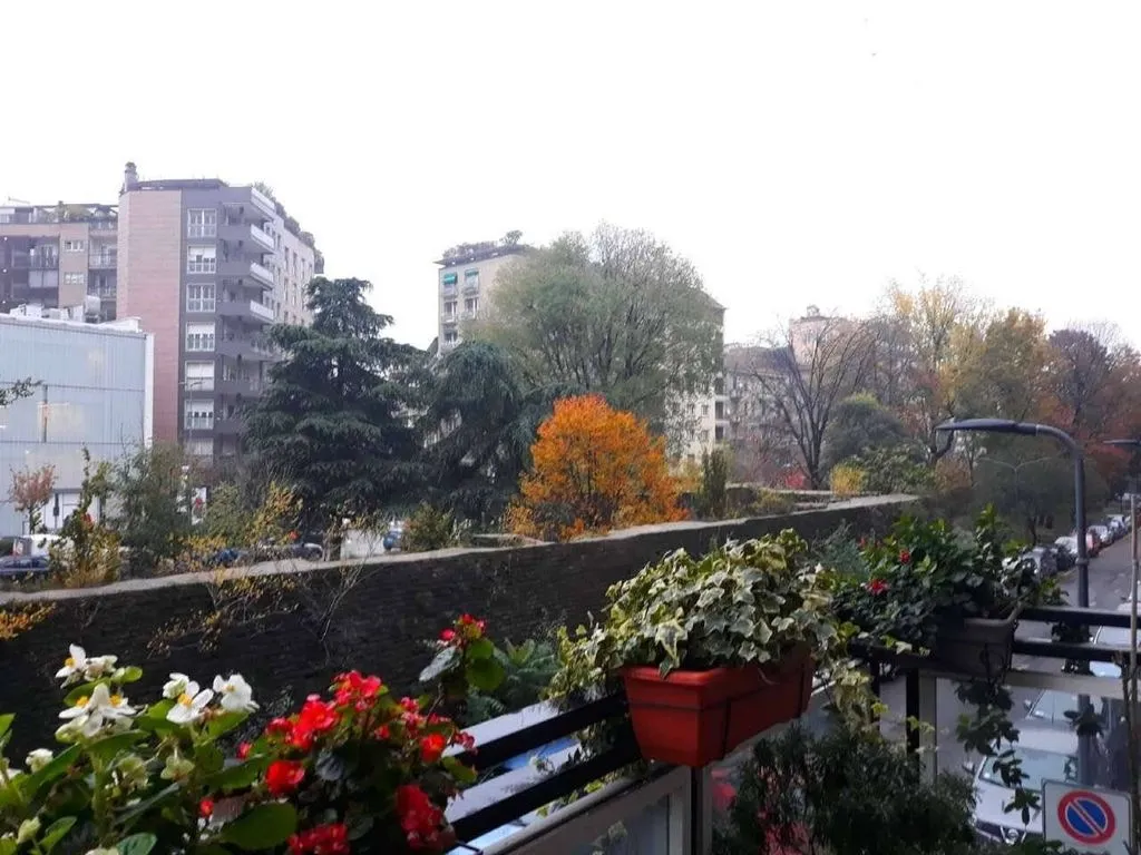 Balcony - Luxury Apartment with Balcony in Milan