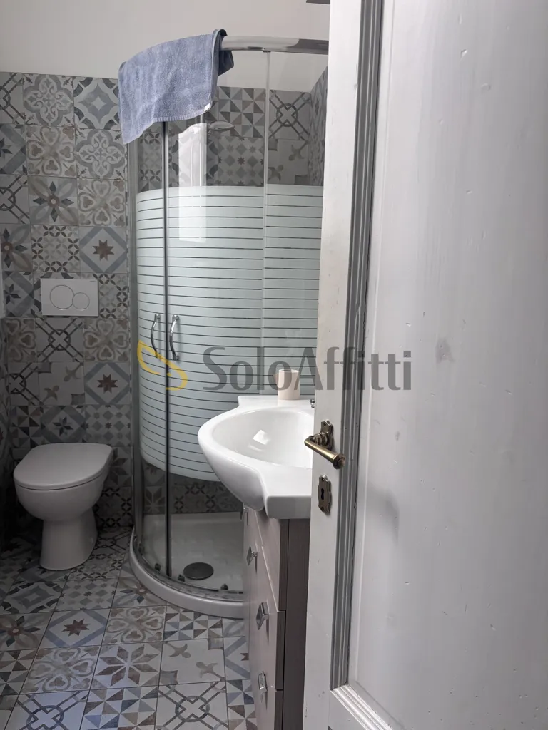 Salles de bain - Shared Apartment with Balcony in Florence