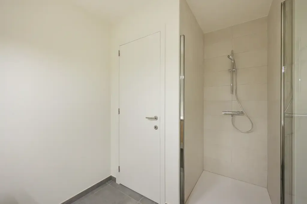 Salles de bain - Appartement Neuf avec Jardin et Terrasse
