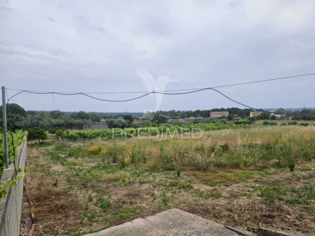 Giardino - Urban Plot with Construction Potential in Valdonas