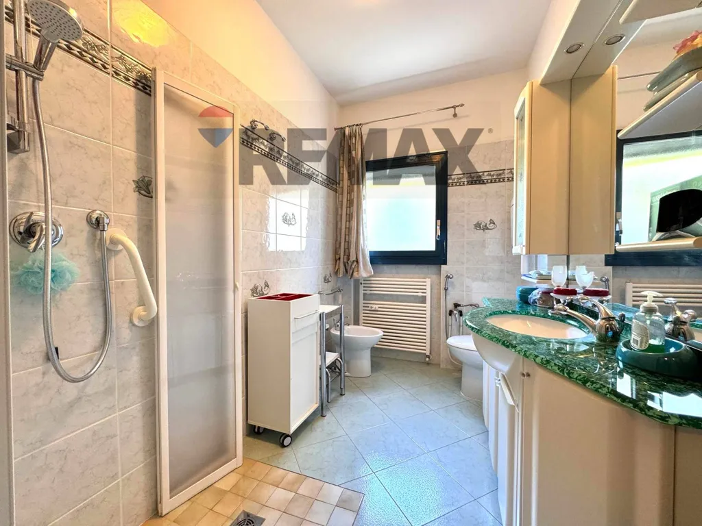 Bagni - Spacious Apartment with Balconies in Forlì Centre