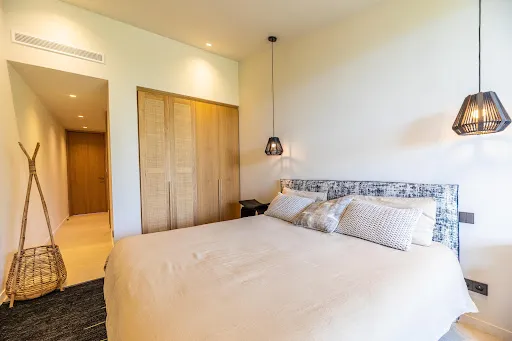 Chambres - Villa de luxe avec vue mer à Porto-Vecchio