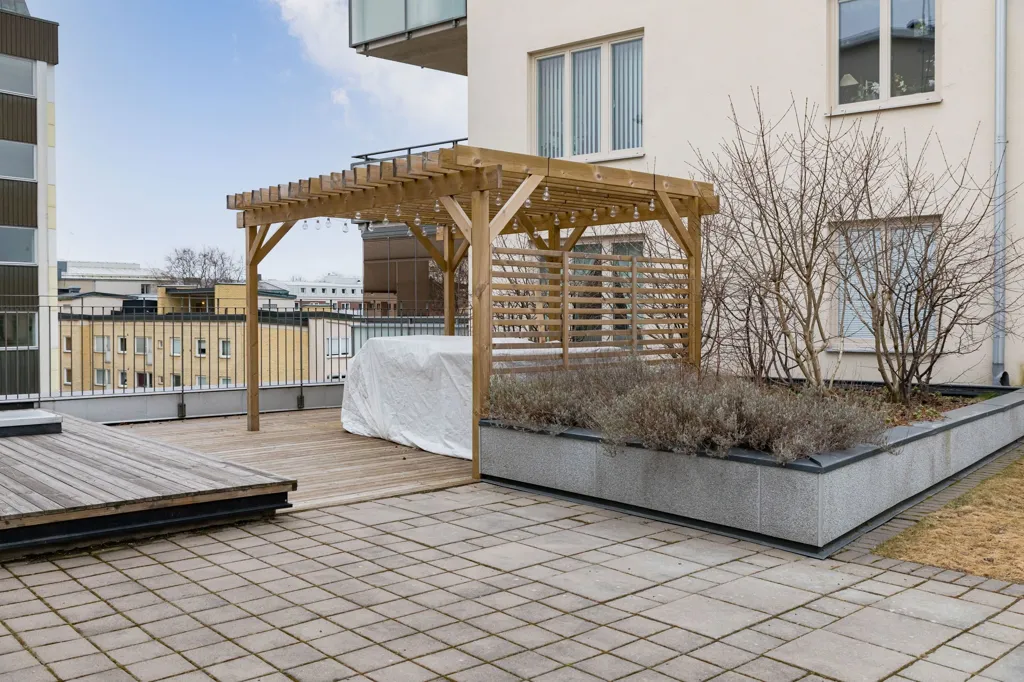 Terrasse - Modern Flat with French Balcony in Central Uppsala