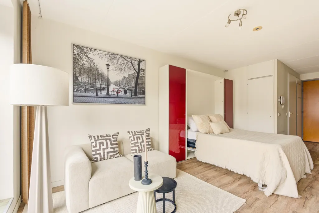 Camere da letto - Modern Studio with French Balcony in Amstelkwartier