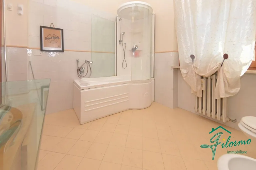 Salles de bain - Rustic Villa with Terraces in Pino Torinese