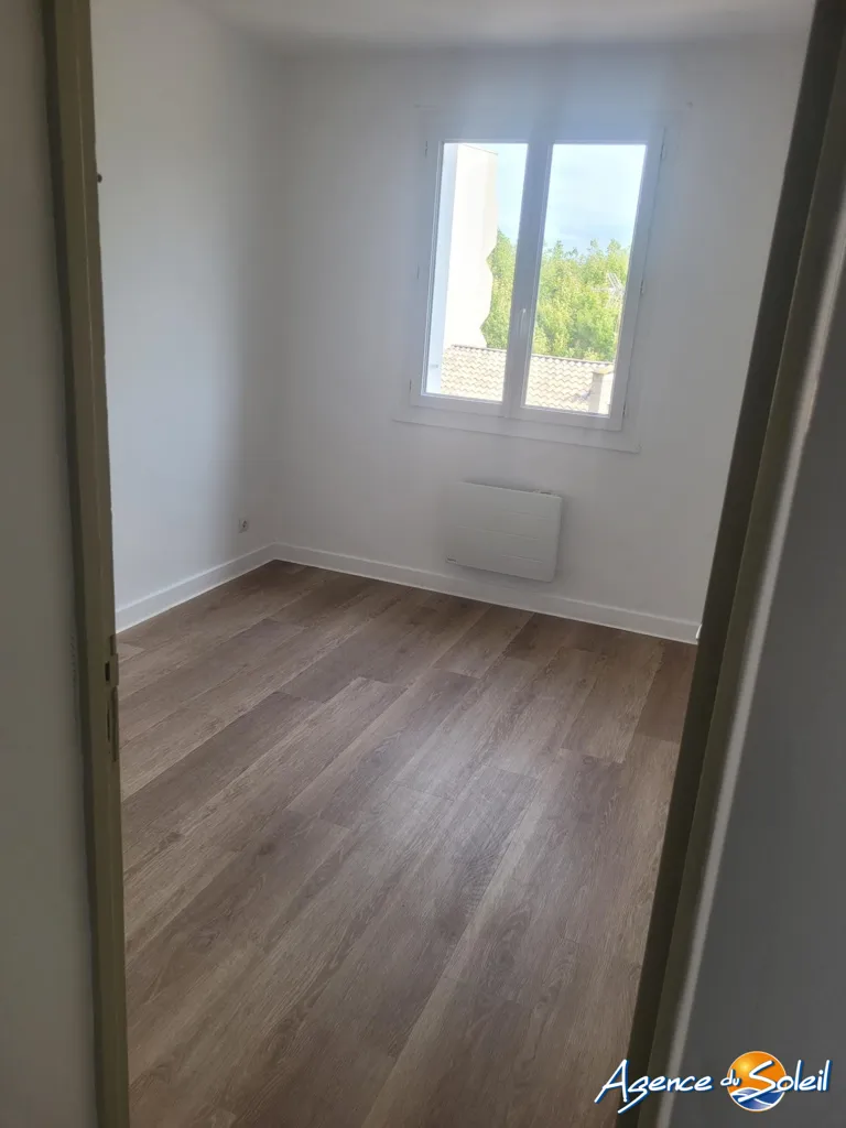 Pièces - Appartement Rénové avec Véranda et Vue au 5ème Étage