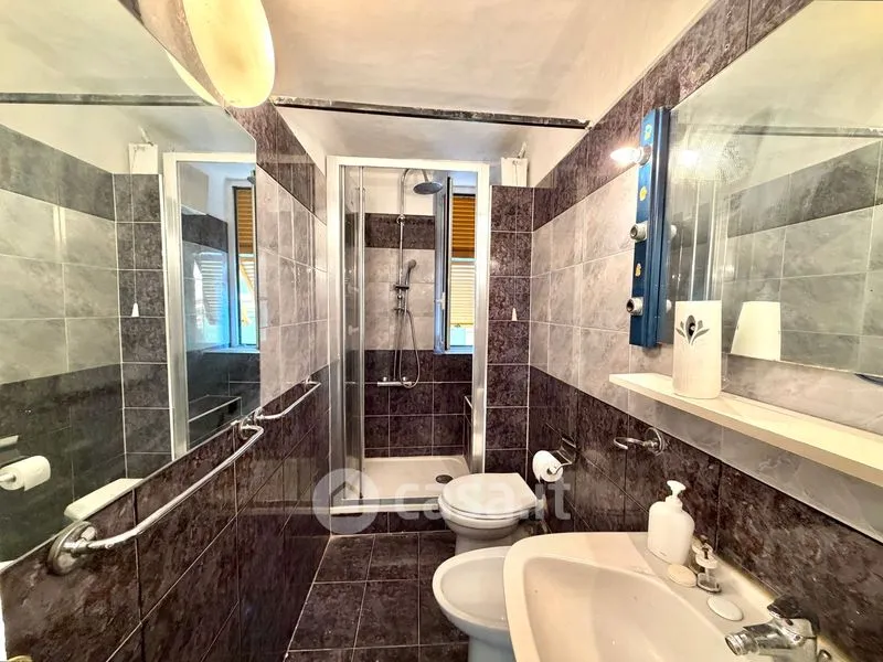 Salles de bain - Apartment with Balcony in Genoa's Sestri Ponente