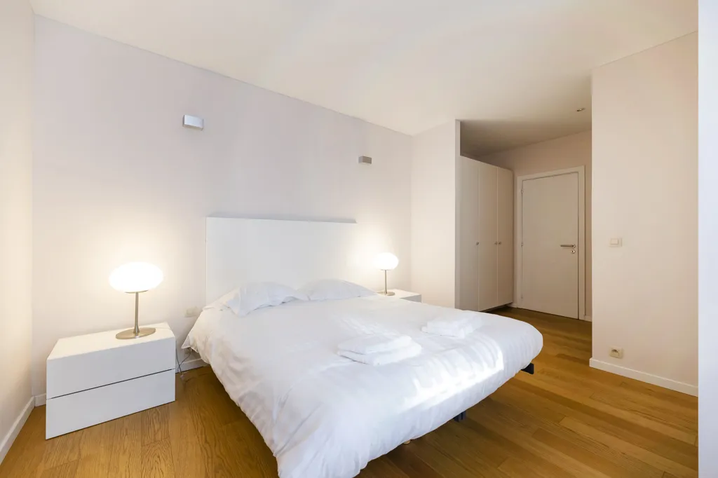 Chambres - Appartement 3 Chambres avec Terrasse à Ixelles