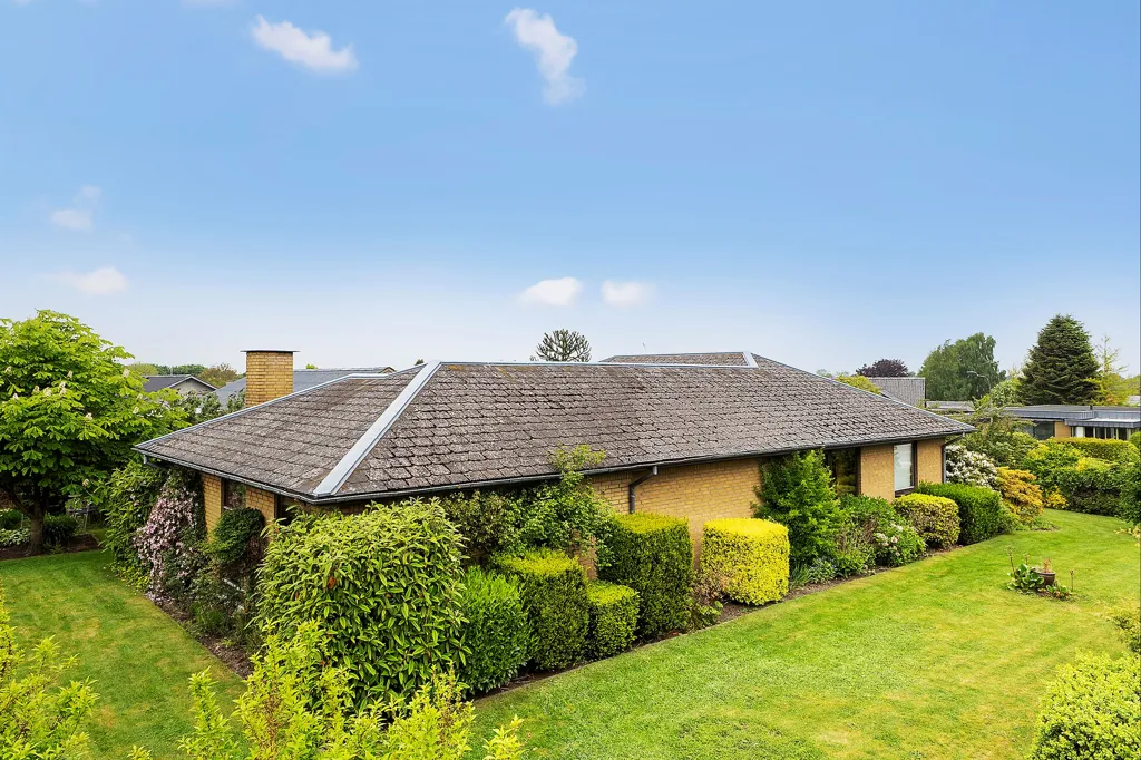 Vista aerea - Corner Villa with Garden in Toftlund